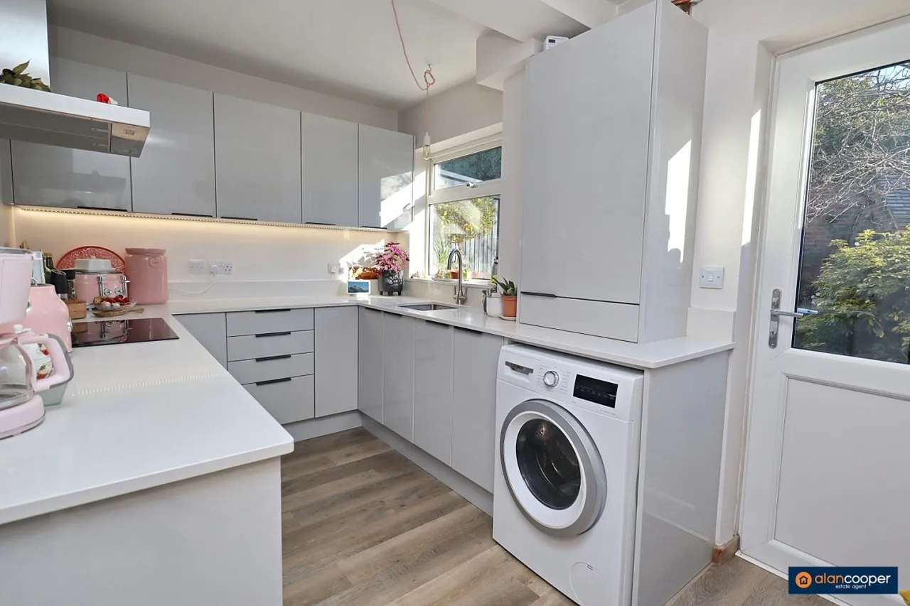 Aston Road, Abbey Green, CV11, photo 6