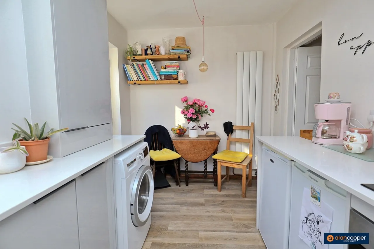 Aston Road, Abbey Green, CV11, photo 9