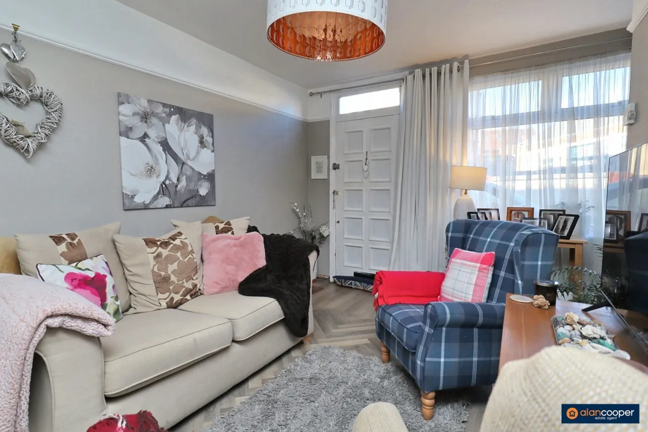 Aston Road, Abbey Green, CV11, photo 4