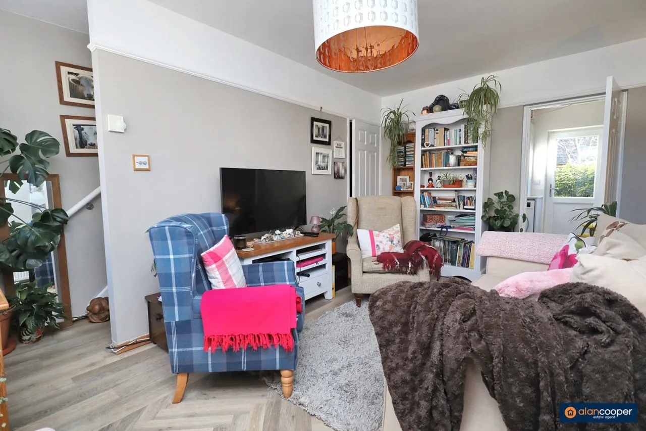 Aston Road, Abbey Green, CV11, photo 2