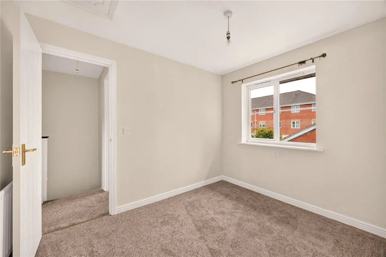 Julius Close, Emersons Green, BS16, photo 16