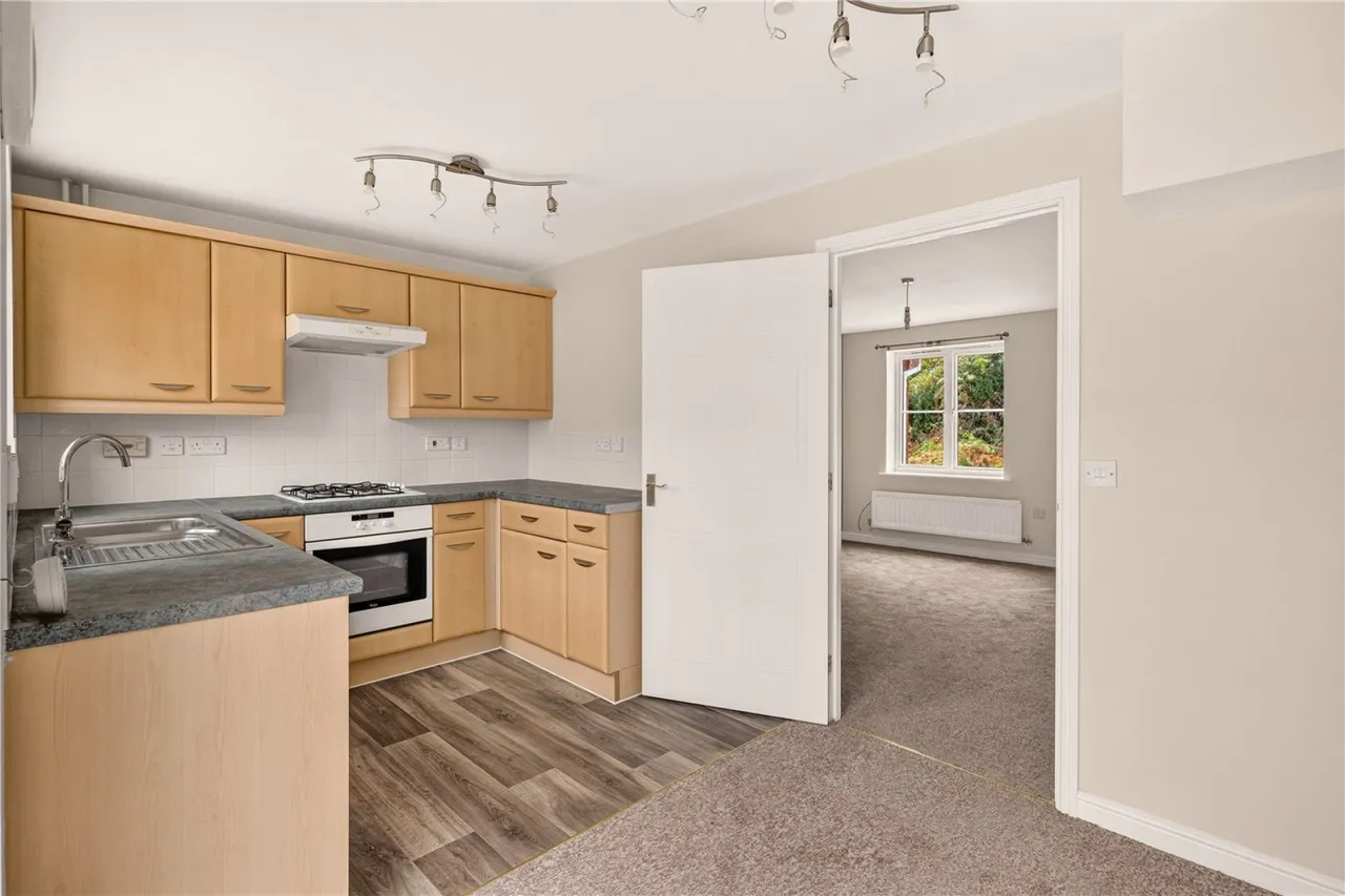 Julius Close, Emersons Green, BS16, photo 7