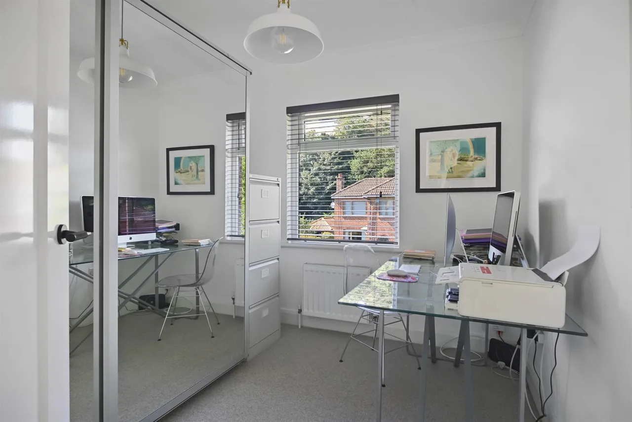 off Castlehill Road, Belfast, BT4, photo 21
