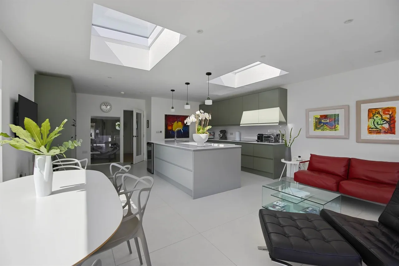 off Castlehill Road, Belfast, BT4, photo 12