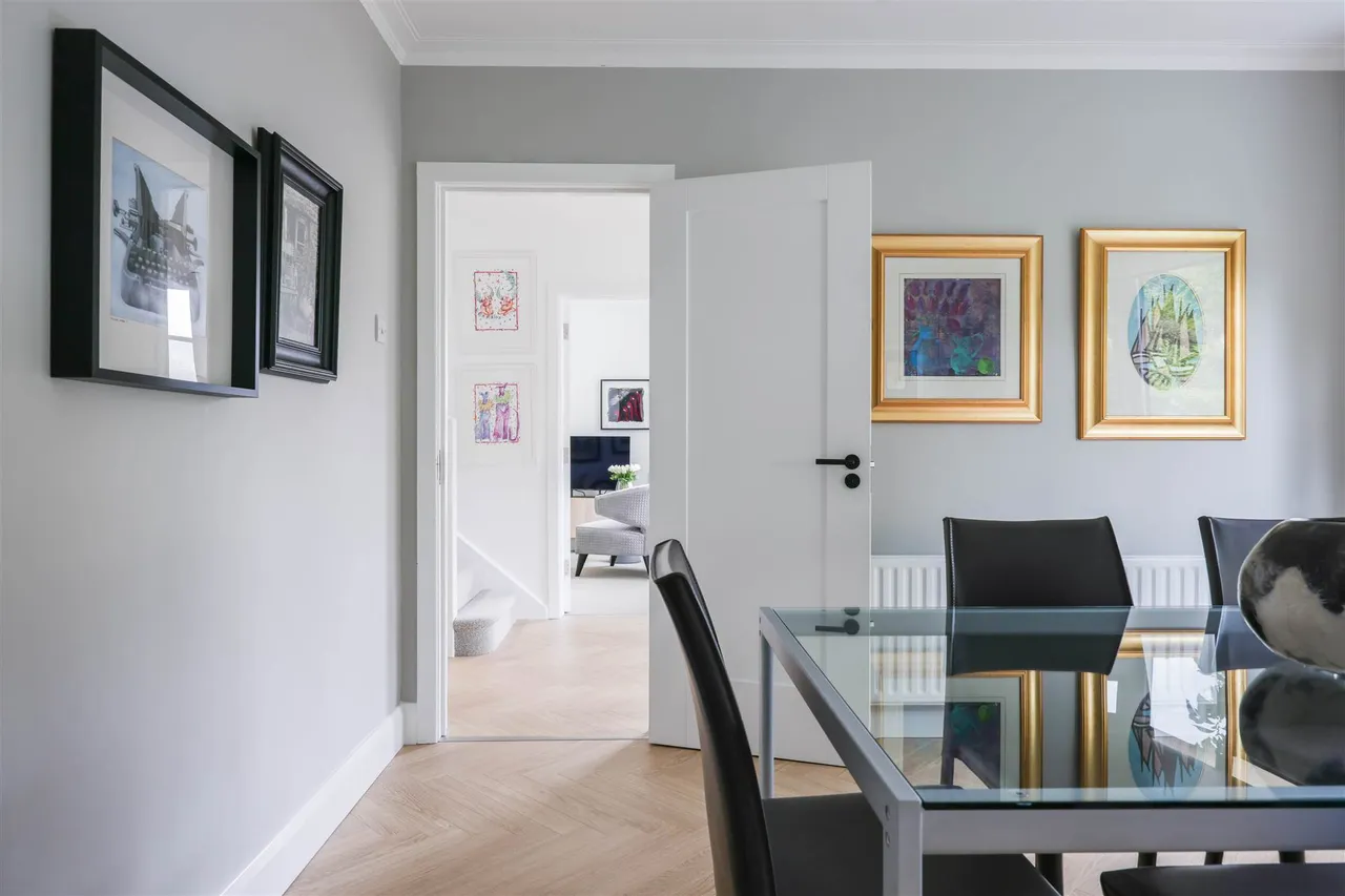 off Castlehill Road, Belfast, BT4, photo 10