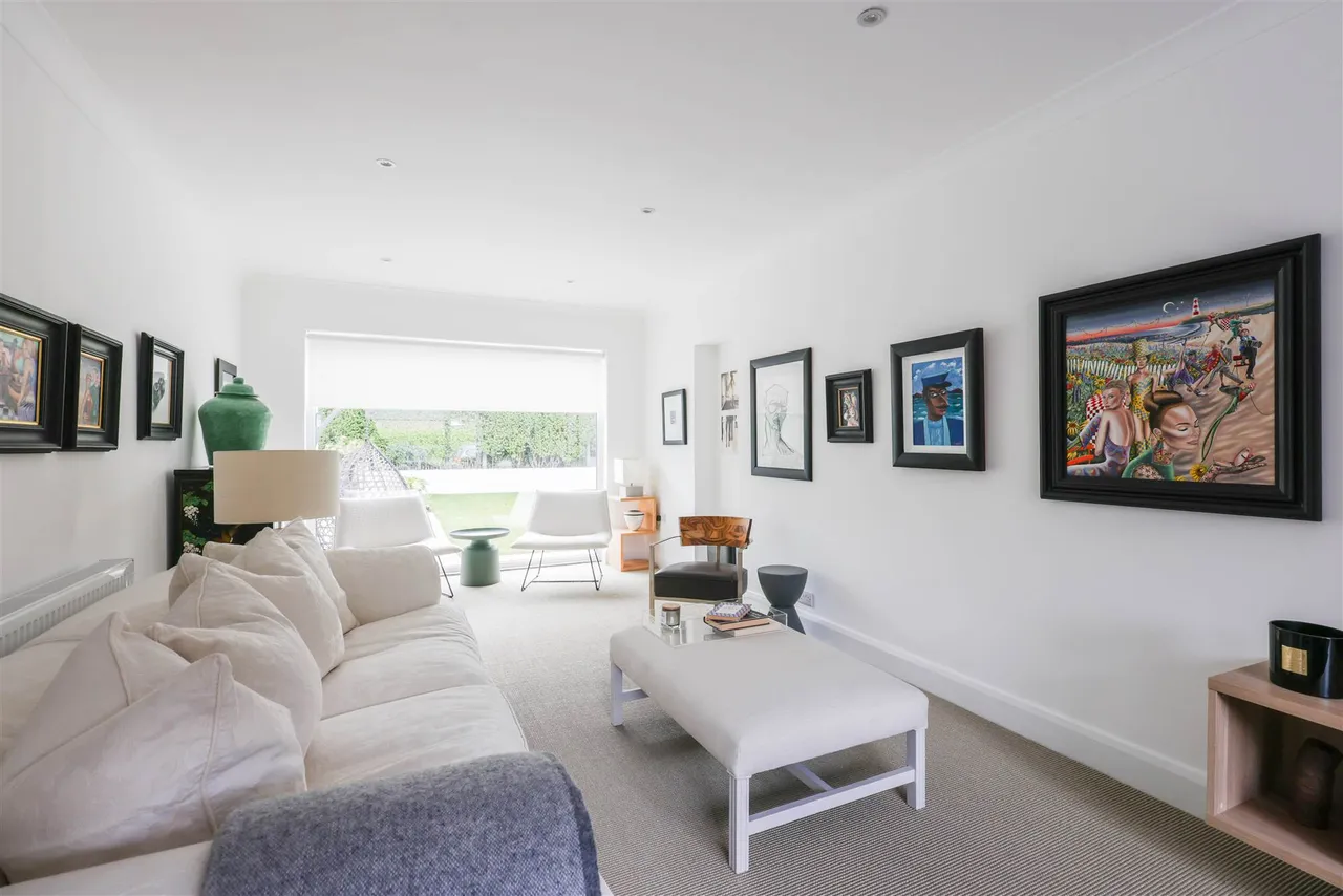 off Castlehill Road, Belfast, BT4, photo 8
