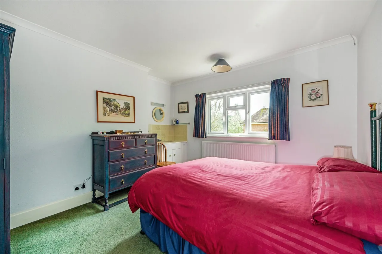 Old Broyle Road, West Broyle, PO19, photo 14