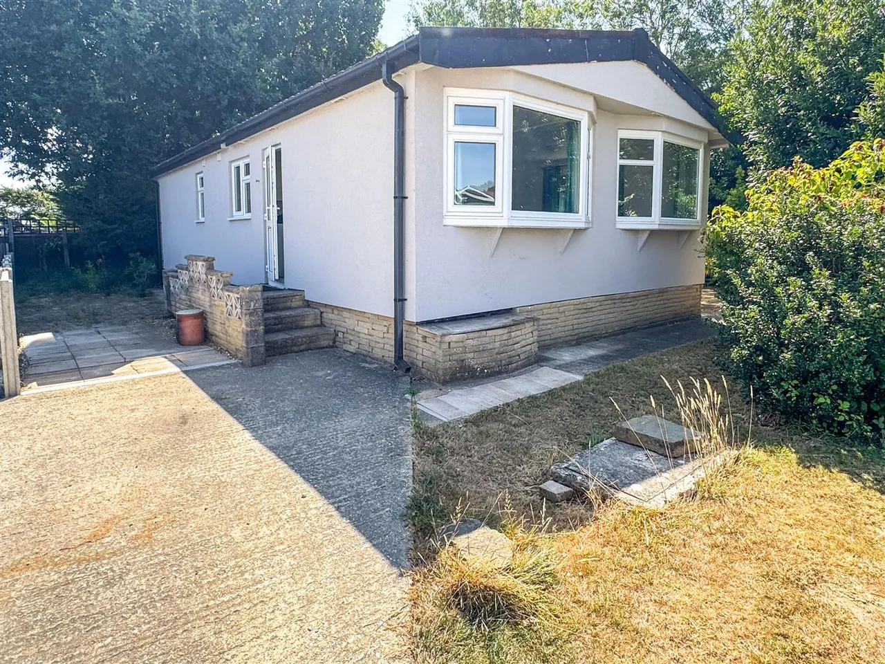 2 bed mobile home for sale, Hook Lane, Aldingbourne