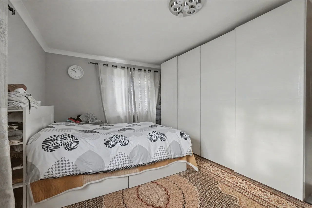 Bexley Road, SE9, photo 12