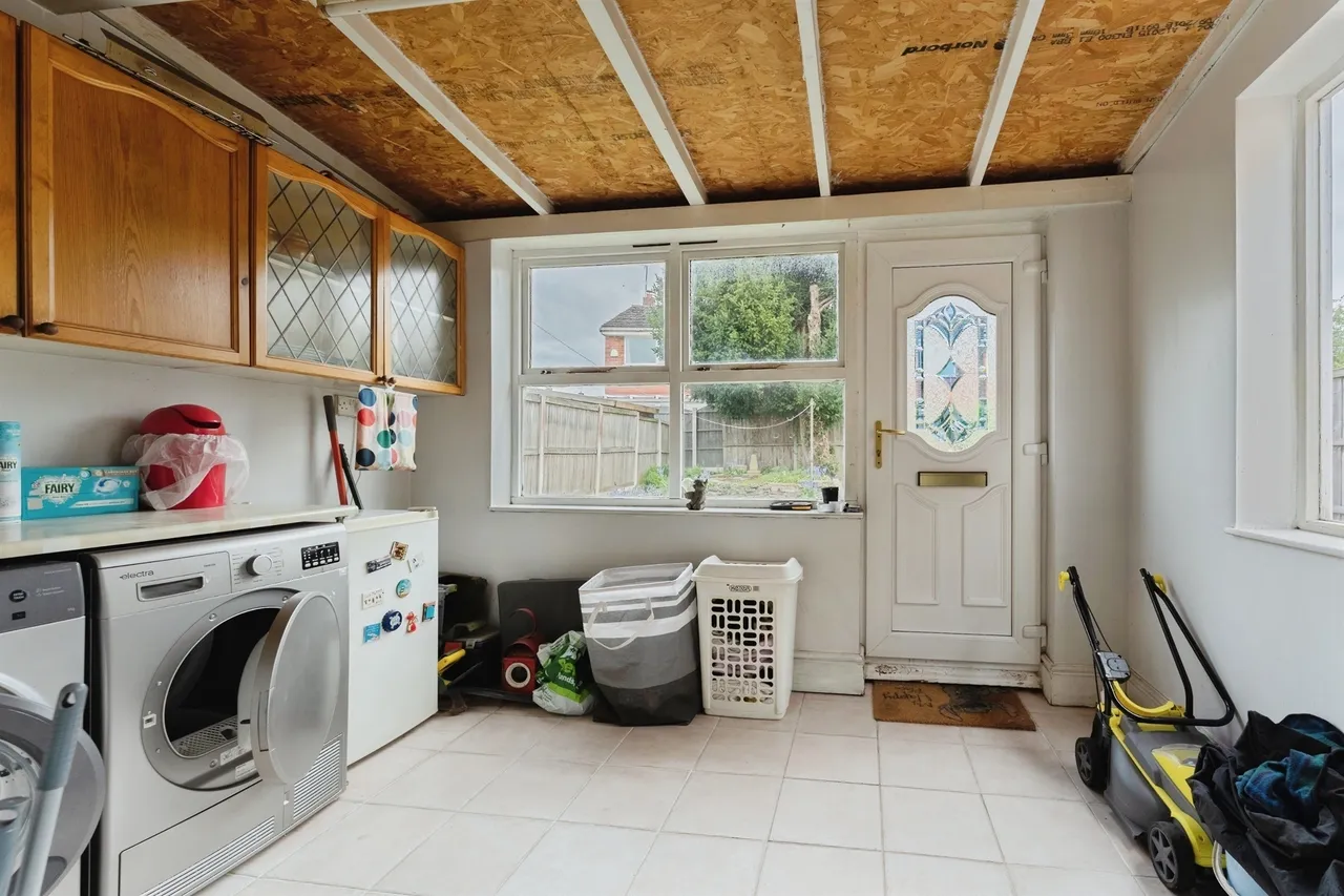 Glenwood Road, Little Sutton, Ellesmere Port, photo 7