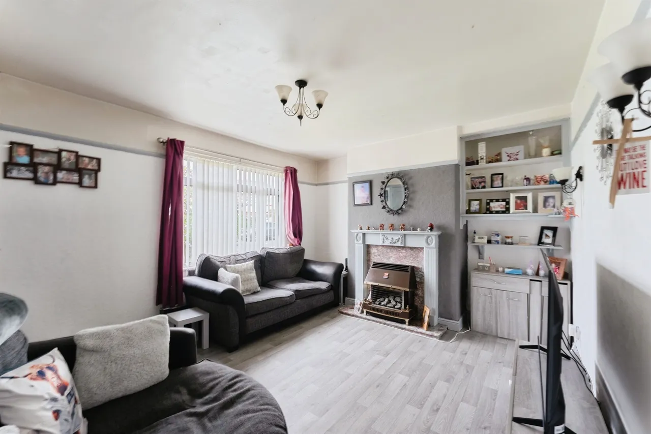 Glenwood Road, Little Sutton, Ellesmere Port, photo 5