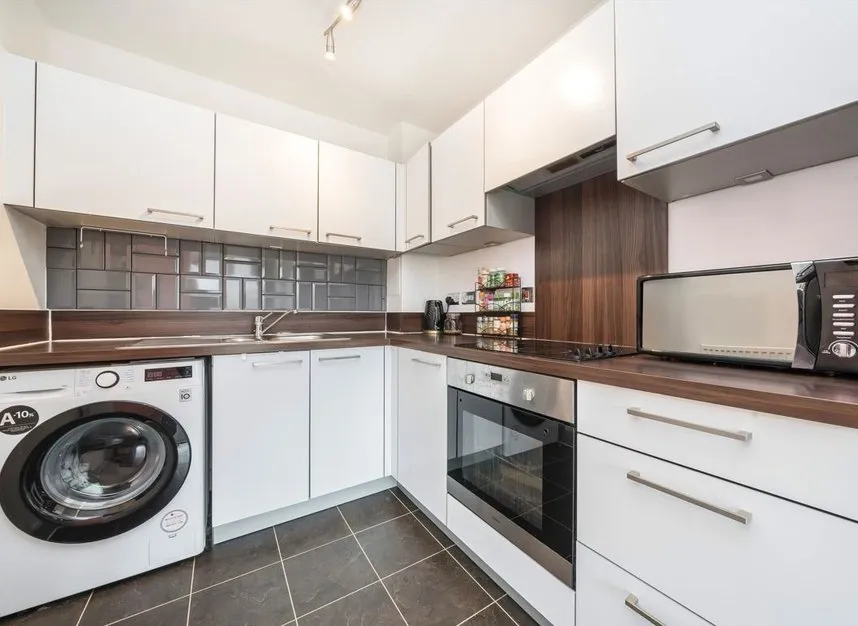 Harston Walk, Bow, E3, photo 5