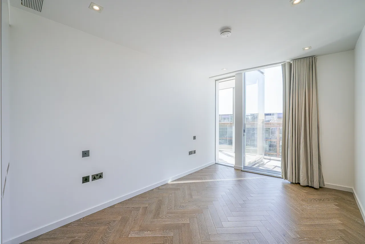 Circus Road West, London, SW11, photo 15