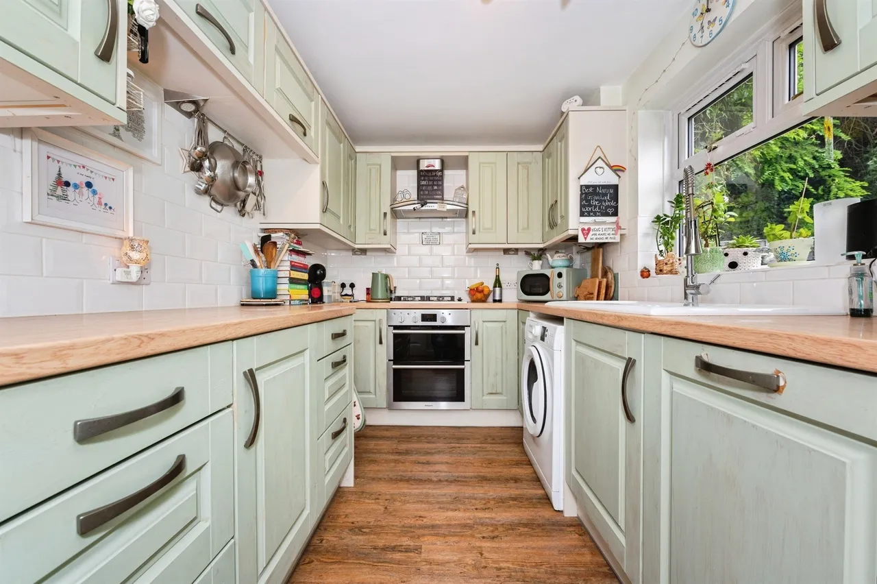 Gunning Road, Grays, RM17, photo 2