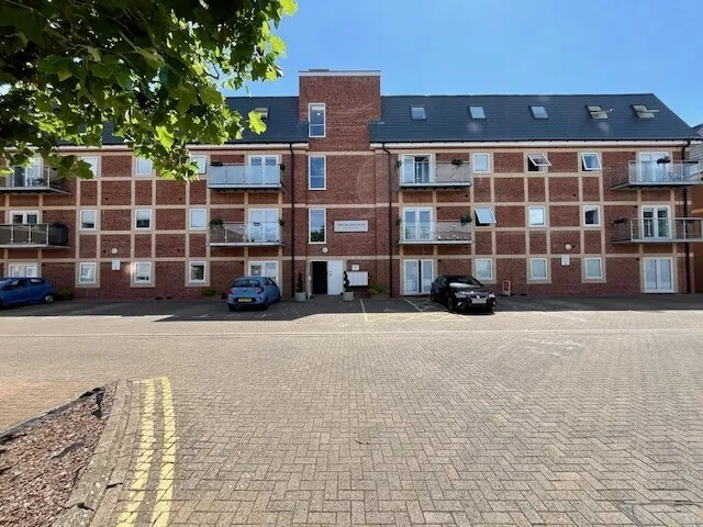 2 bed flat to rent, Alton Mews, Aylesbury, HP19