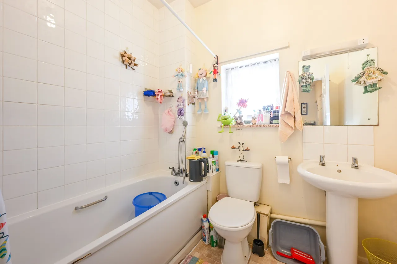 68a Whitethorn Street, London, photo 10