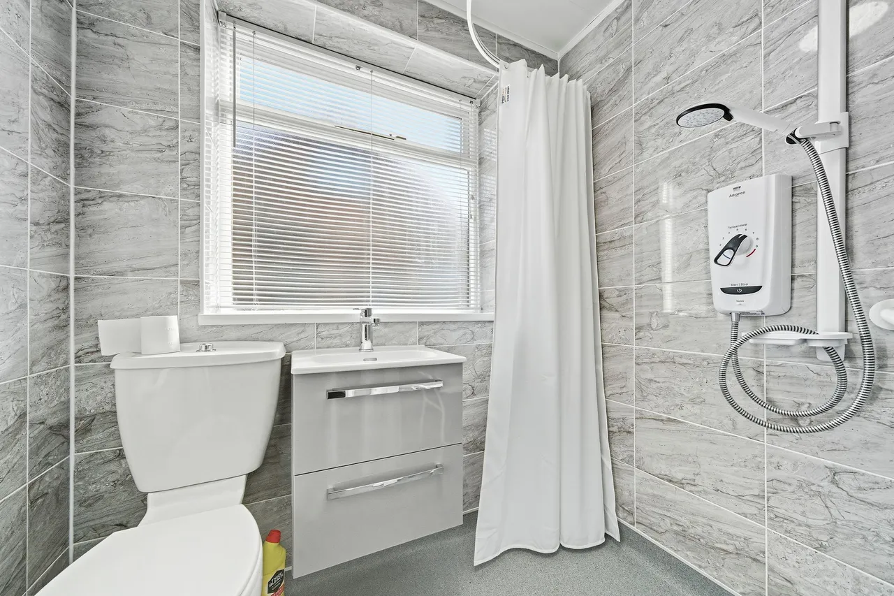 Rutland Street, Leigh, WN7 2NS, photo 4
