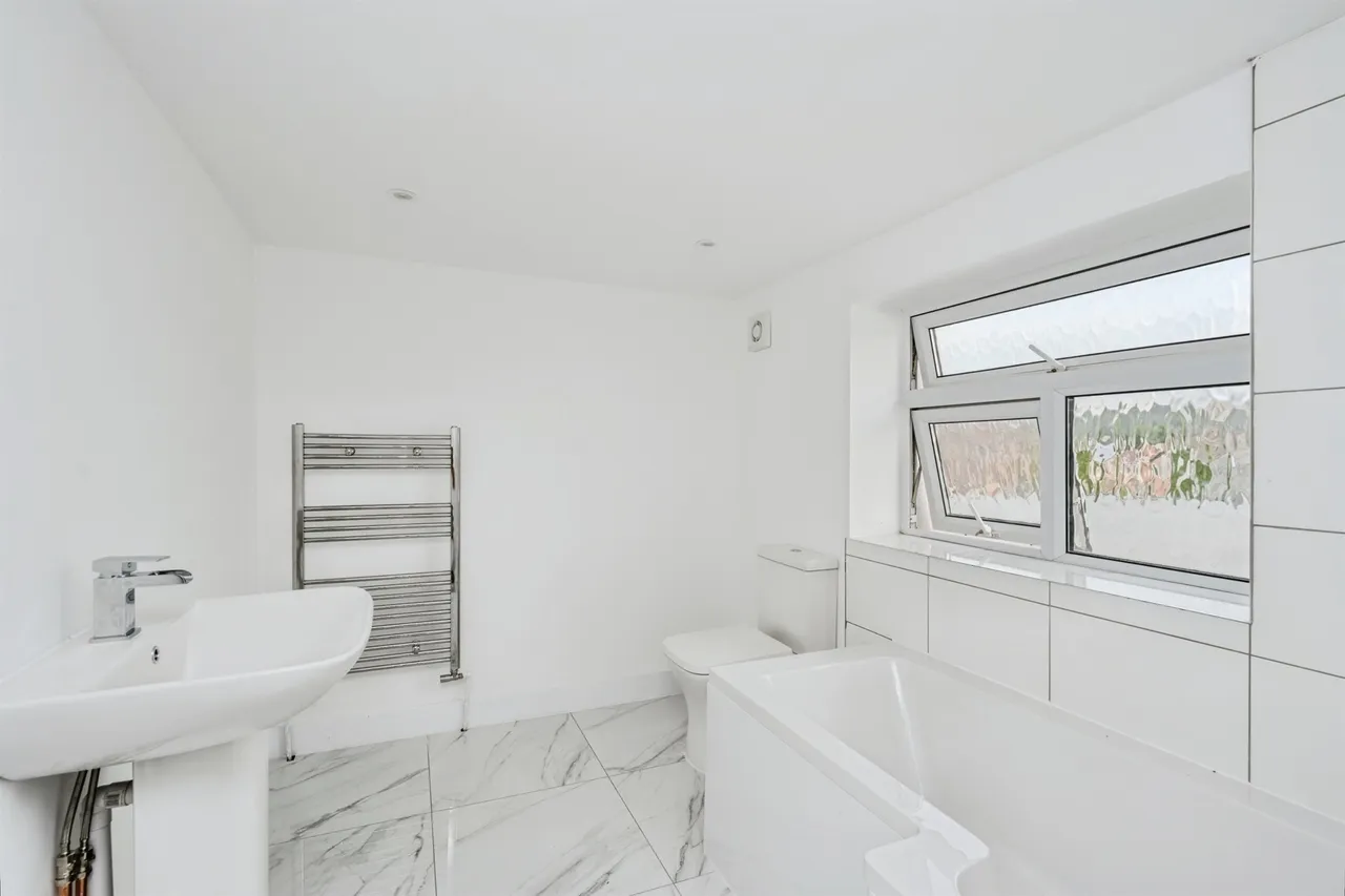 Gwilym Road, Swansea, SA9, photo 9