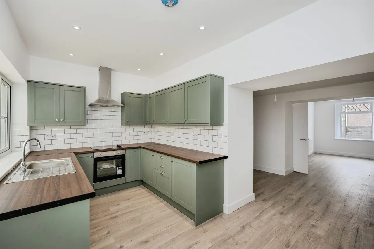 Gwilym Road, Swansea, SA9, photo 8