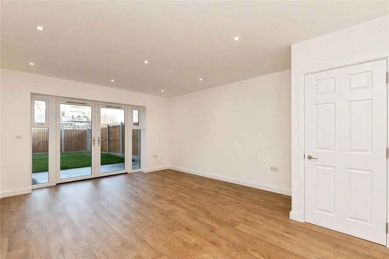 Ganels Mews, Ganels Road, Billericay, Essex, CM11, photo 9
