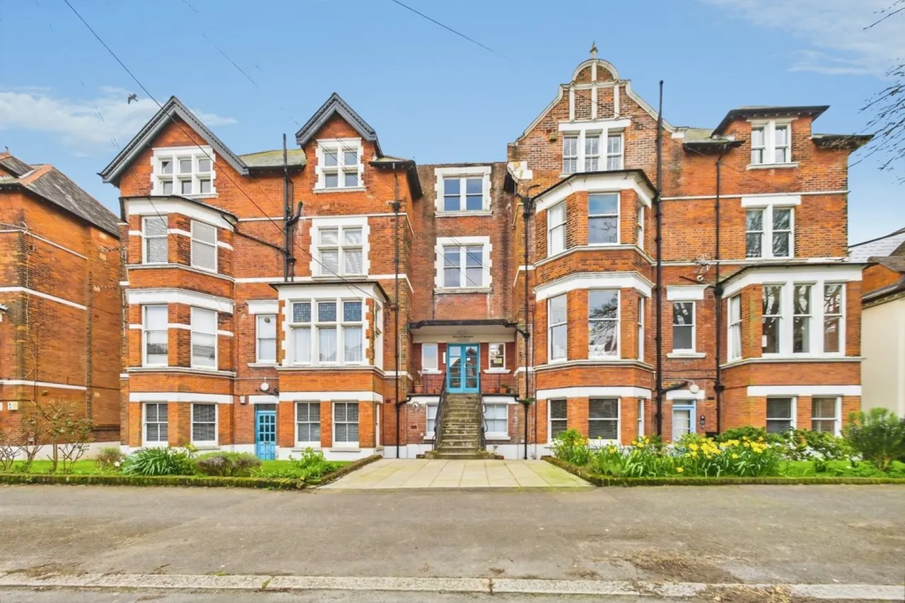 Bouverie Road West, Folkestone, photo 3