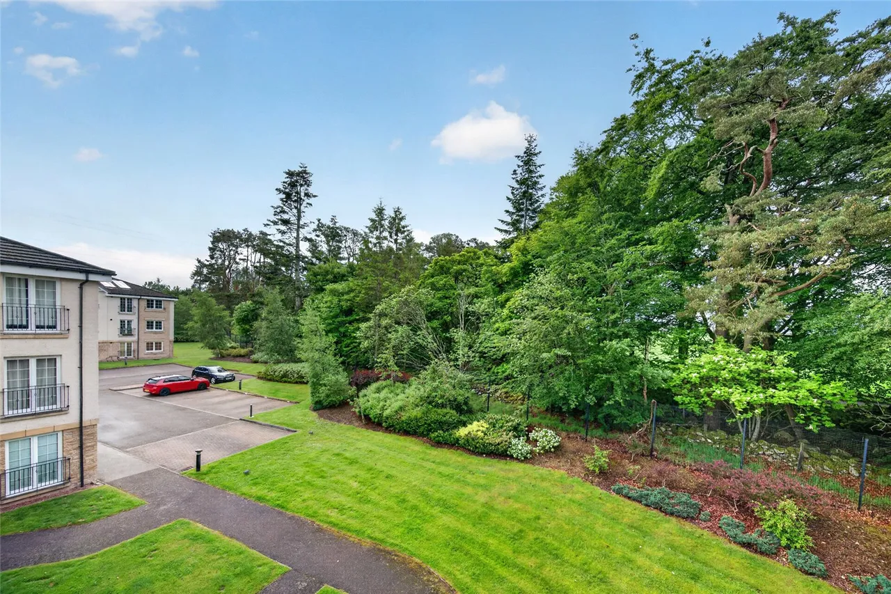 Mackie Place, Elrick, AB32, photo 16