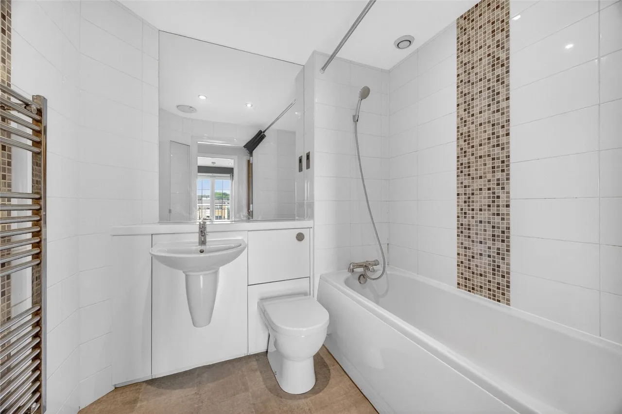 Mackie Place, Elrick, AB32, photo 15