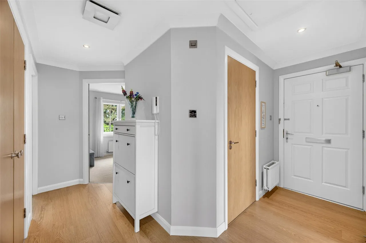 Mackie Place, Elrick, AB32, photo 2