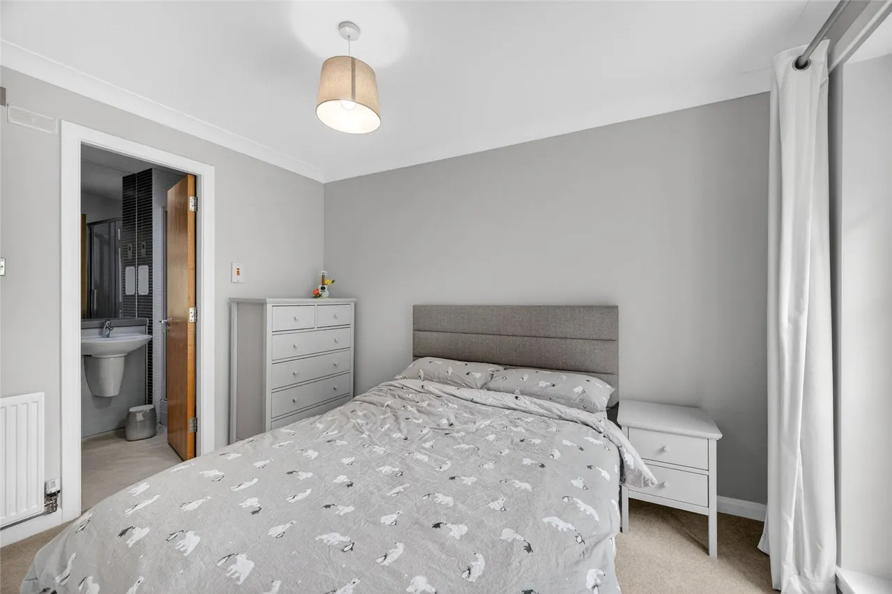 Mackie Place, Elrick, AB32, photo 13
