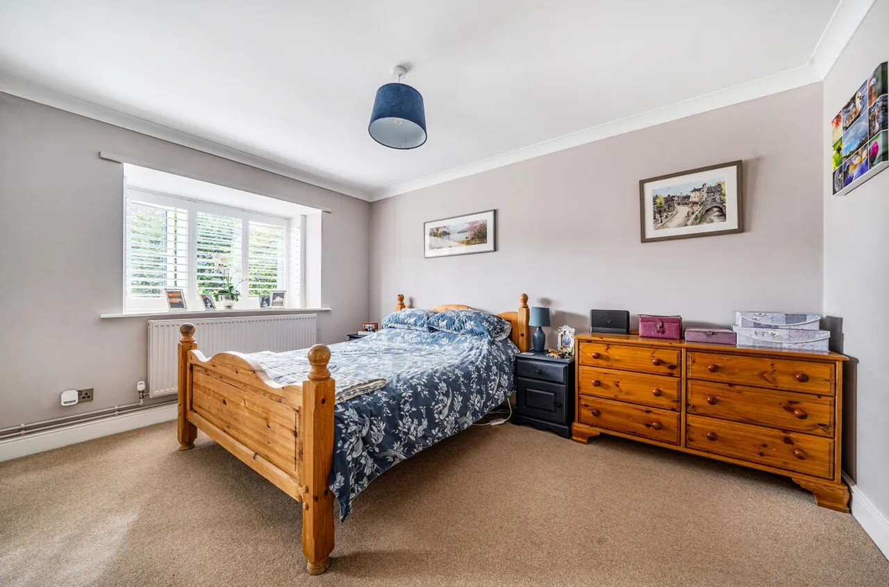 Holmwood Close, West Wittering, PO20, photo 11