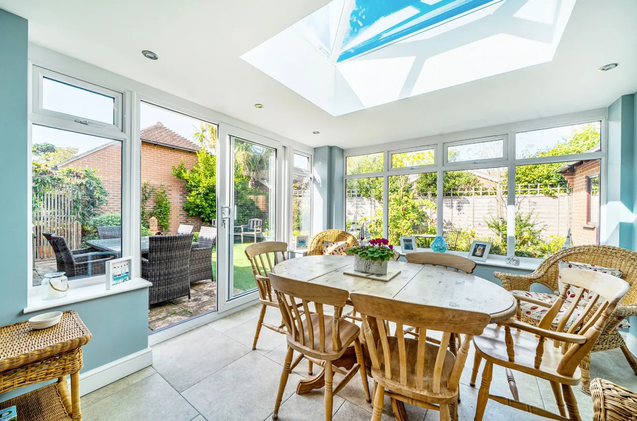 Holmwood Close, West Wittering, PO20, photo 17