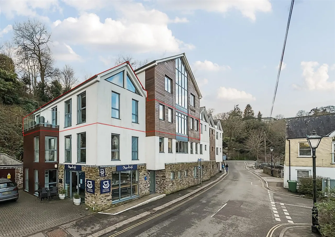 Station Road, Fowey, photo 5