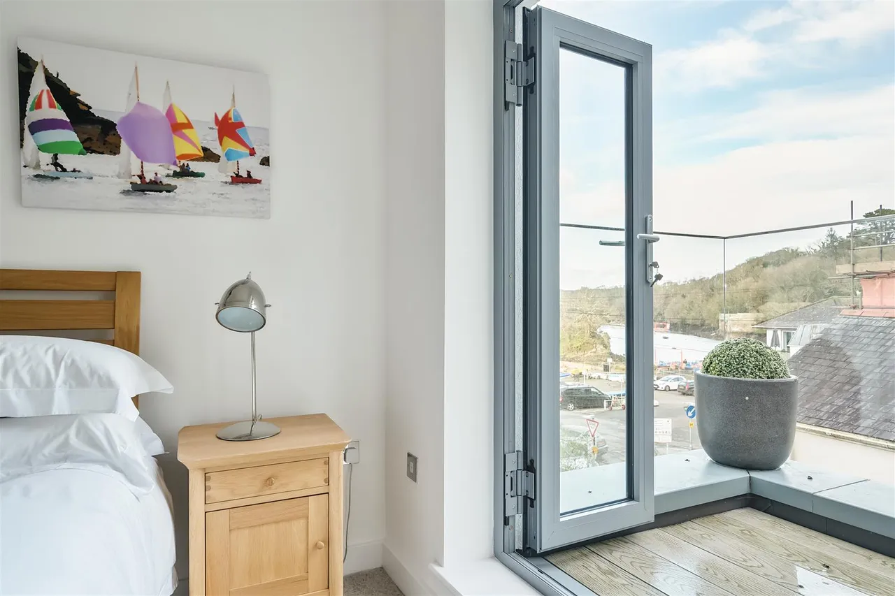 Station Road, Fowey, photo 11