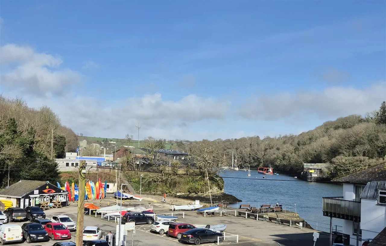Station Road, Fowey, photo 2