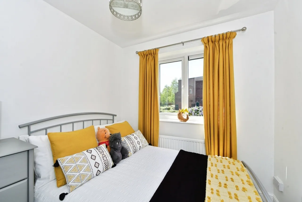 Raseby Avenue, Waterthorpe, Sheffield, South Yorkshire, S20, photo 10