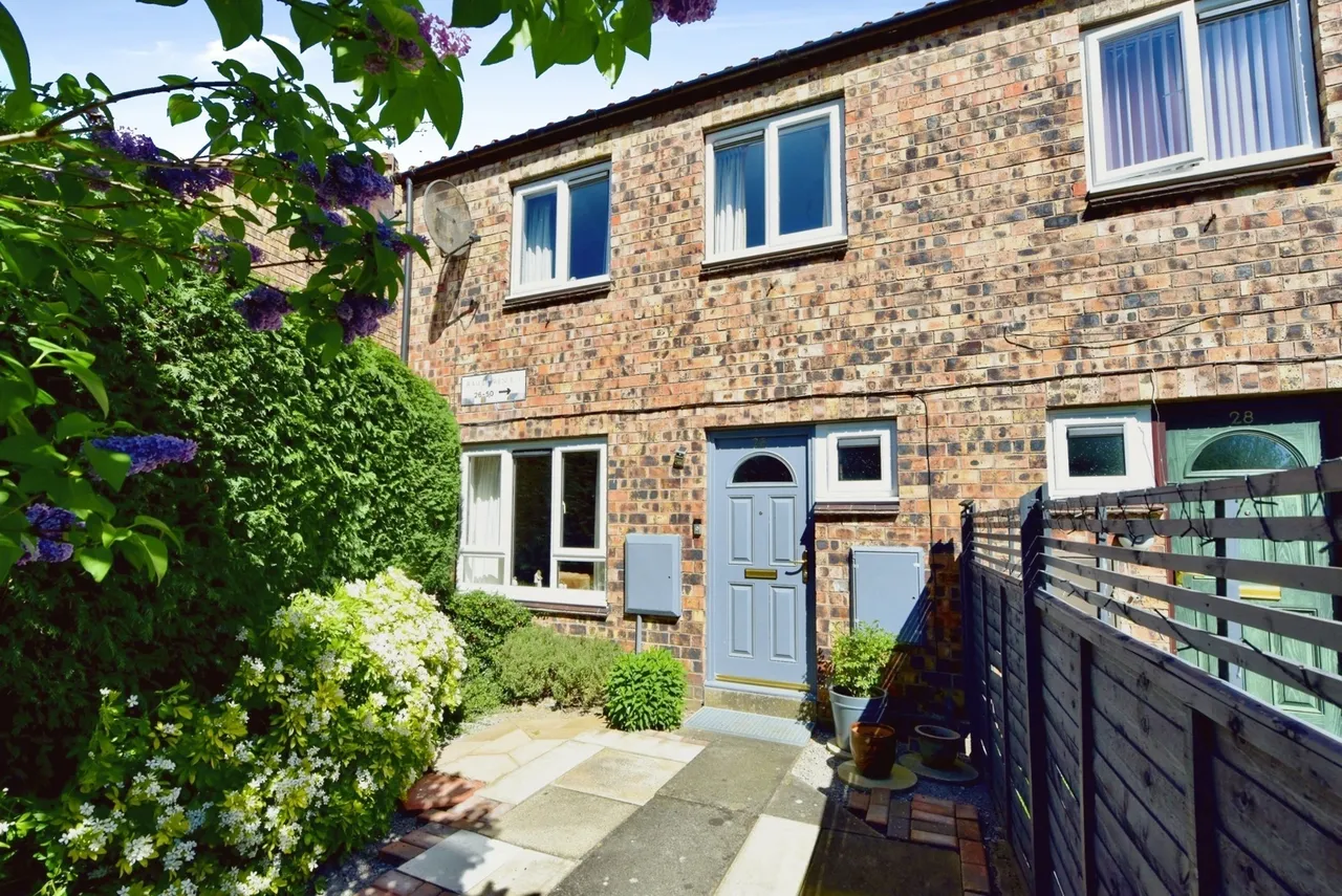3 bed house for sale — Raseby Avenue, Waterthorpe, Sheffield, South Yorkshire, S20