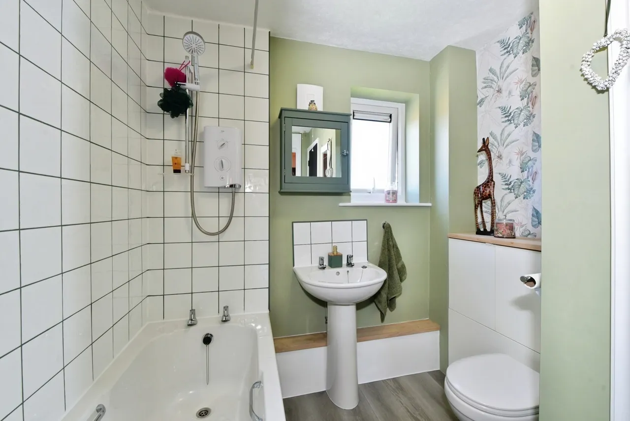 Raseby Avenue, Waterthorpe, Sheffield, South Yorkshire, S20, photo 14