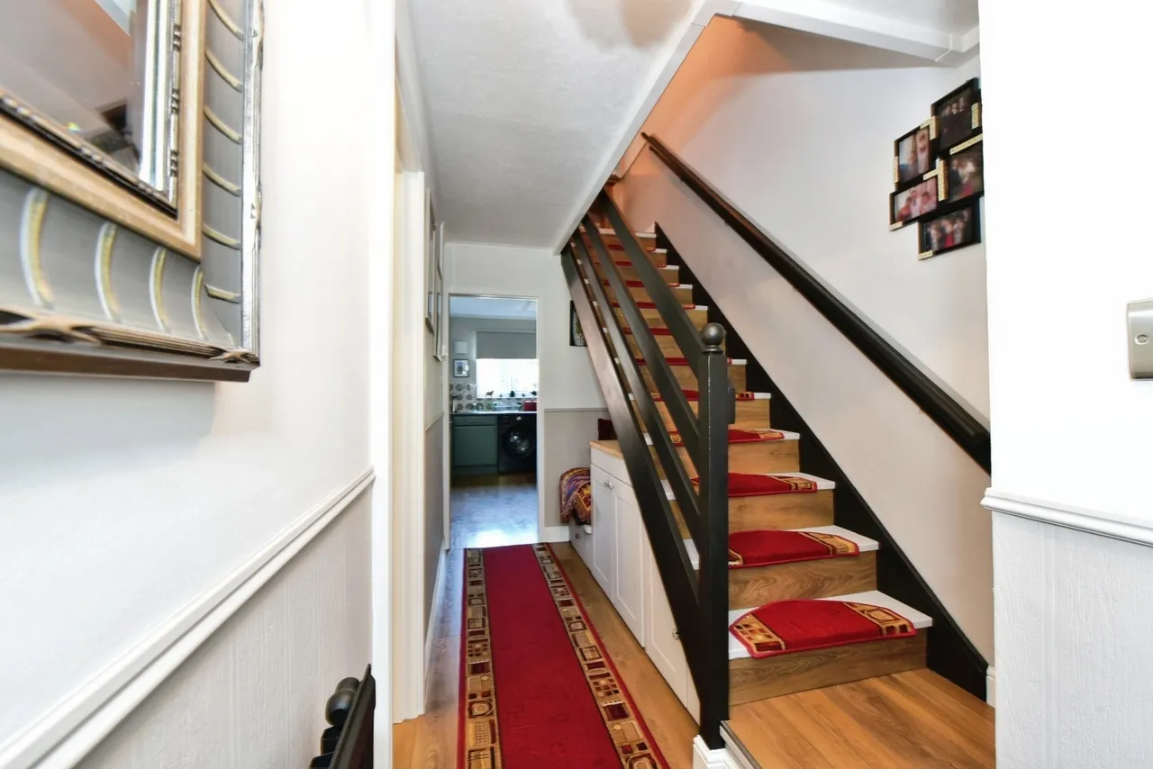 Raseby Avenue, Waterthorpe, Sheffield, South Yorkshire, S20, photo 5