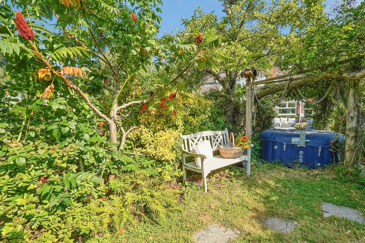 Warren Road, Folkestone, Kent, CT19, photo 12