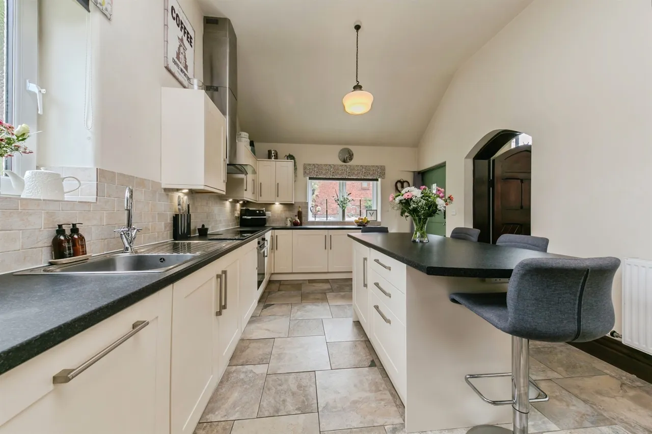 Chapel Green, Doveridge, Ashbourne, photo 7