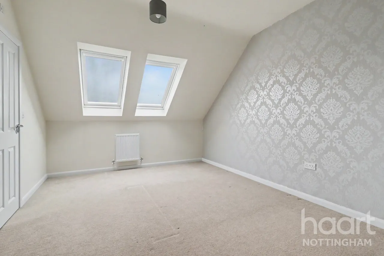 Cossethay Drive, Woodhouse Park, NG8, photo 9