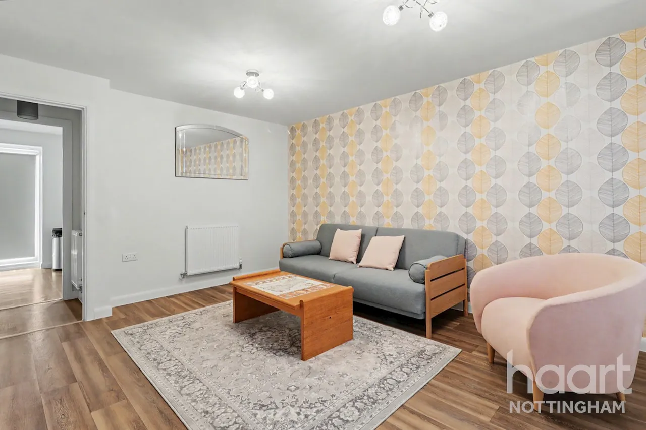 Cossethay Drive, Woodhouse Park, NG8, photo 2