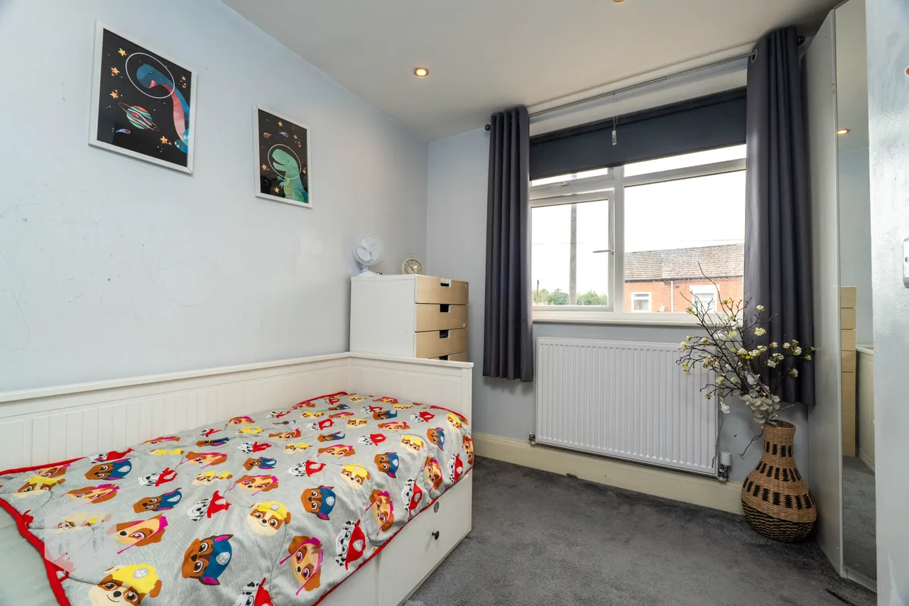 Ainsworth Lane, Bolton, BL2 2PY, photo 11