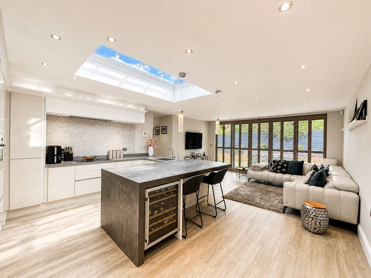 Damery Road, Bramhall, SK7, photo 2