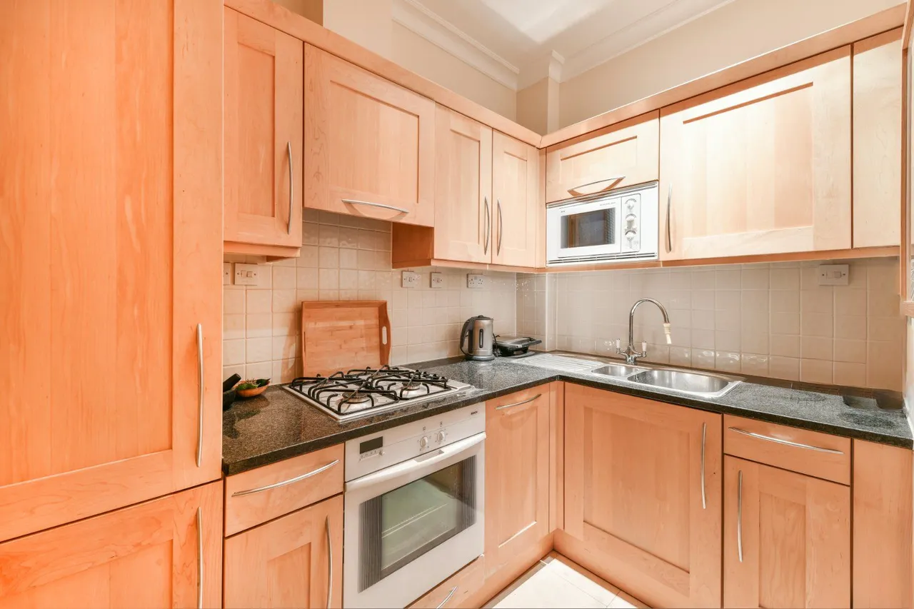 The Bromptons, South Kensington, London, SW3 6RS, photo 5