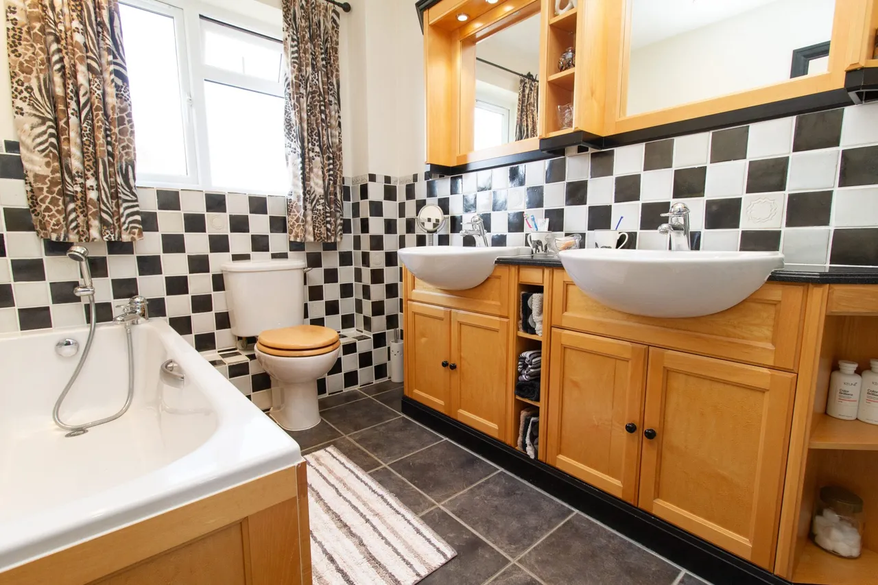 Du Maurier Close, Church Crookham, Fleet, GU52 0YA, photo 10