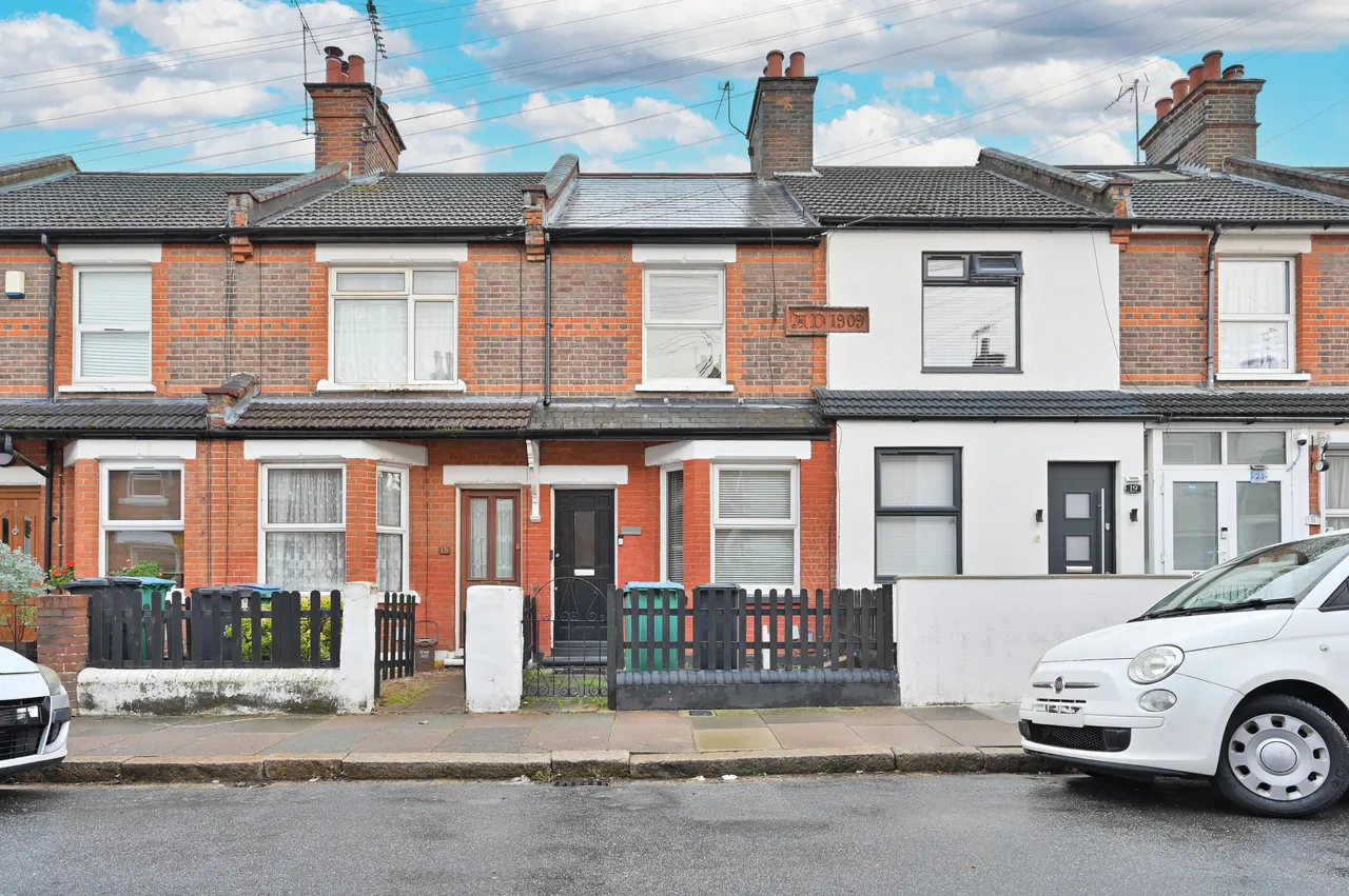 2 bed house for sale, Watford, WD24