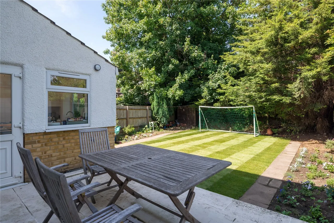 Station Gardens, Chiswick, W4, photo 11