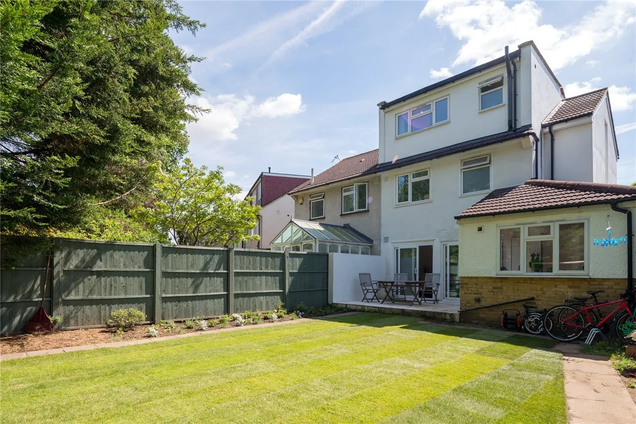 Station Gardens, Chiswick, W4, photo 10