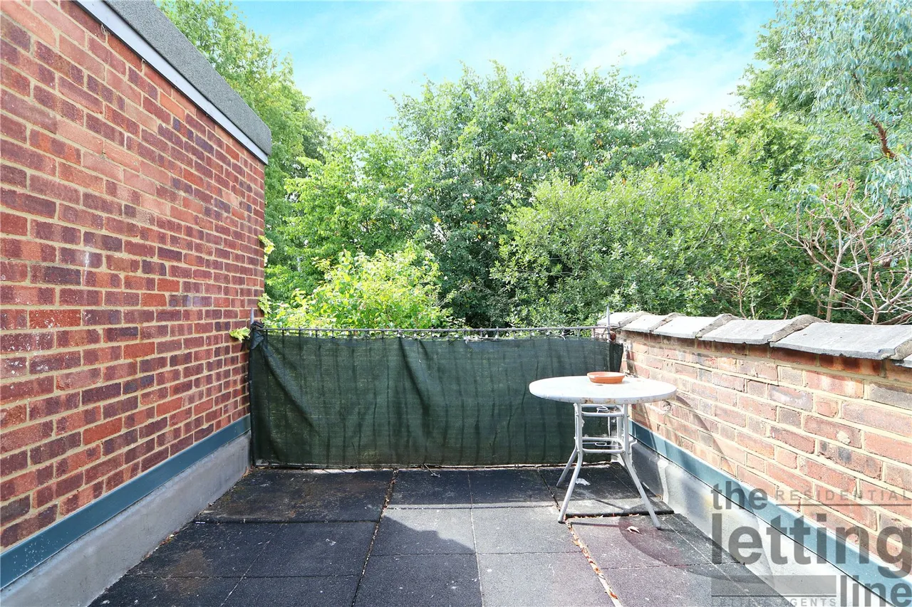 Lea Road, Enfield, EN2 0LE, photo 3